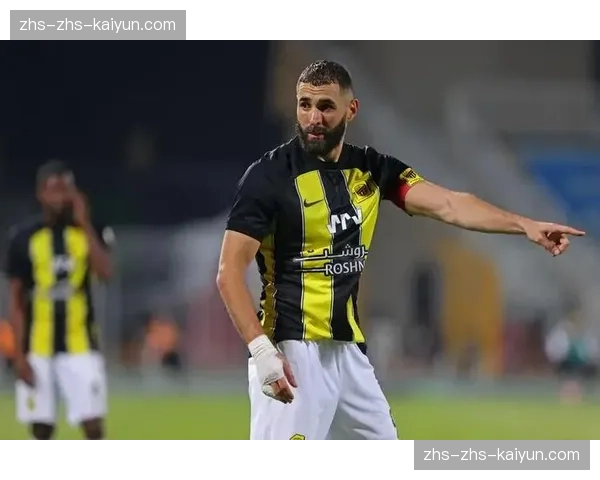 本泽马宣布将于赛季结束后离开吉达联合,未来成疑